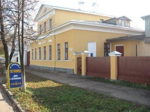 фото дома с мезонином